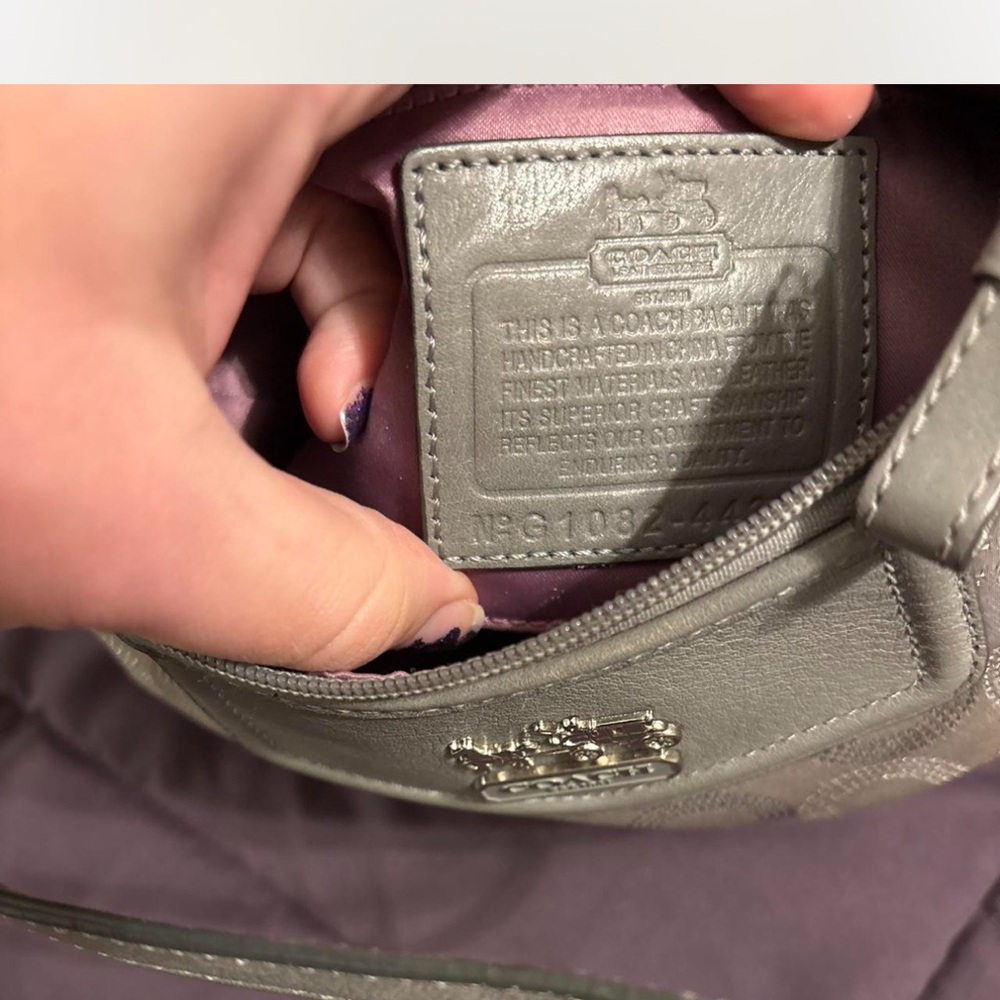 Coach coach silver  Signature Shoulder Bag Y2K - Picture 3 of 4